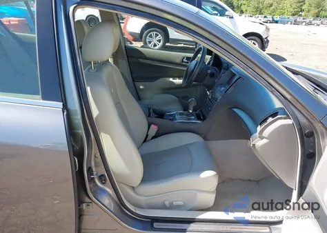 2011 Infiniti G37 Journey z USA, uszkodzony, nr VIN JN1CV6APXBM506124